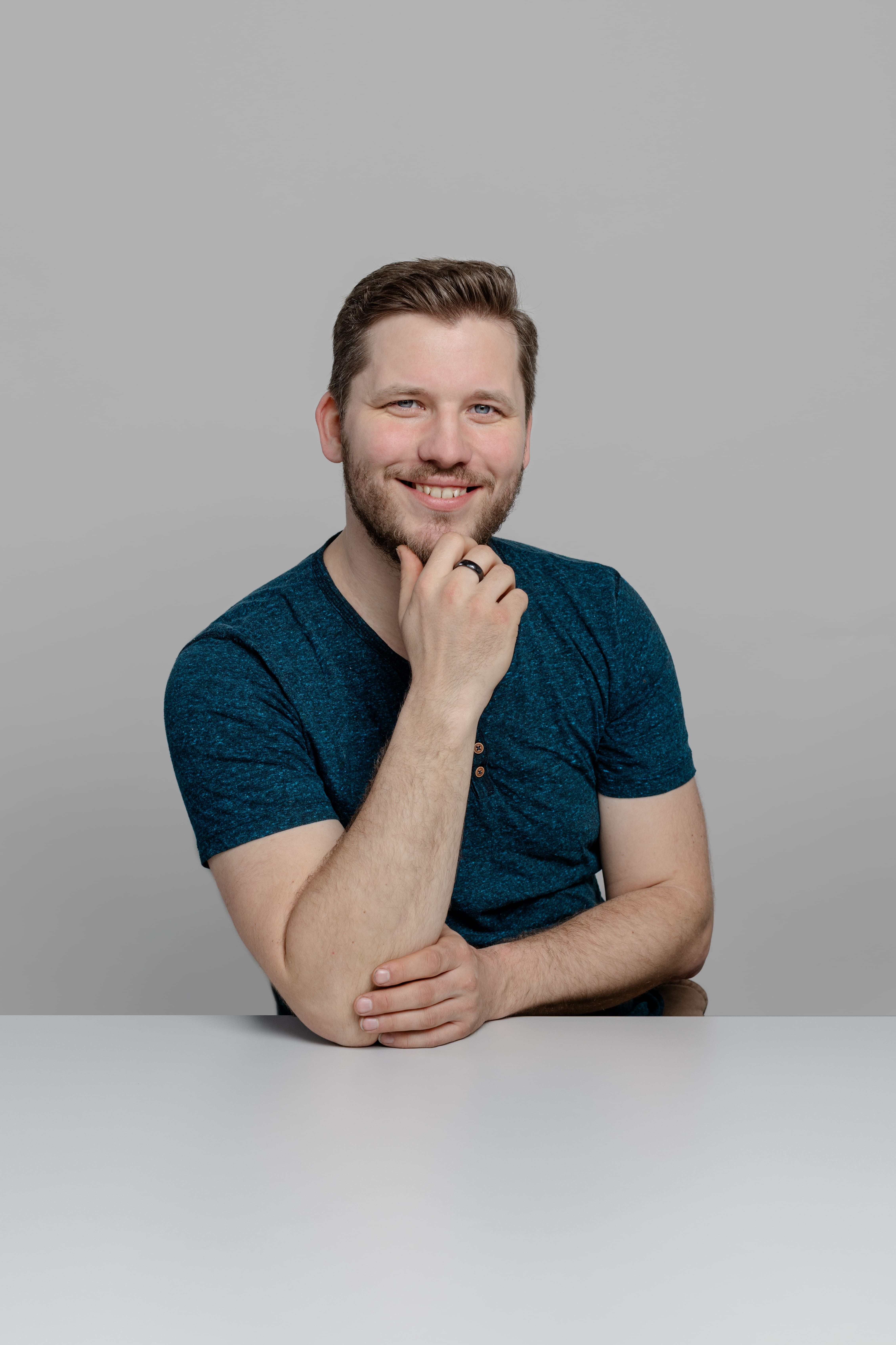 Simon Kuhn
